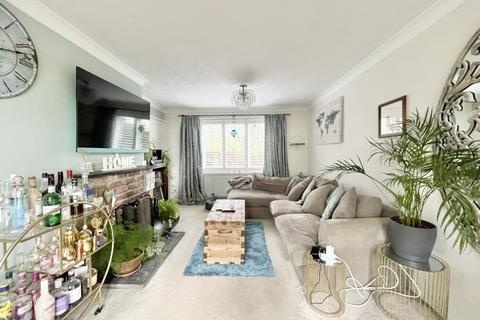 3 bedroom terraced house for sale, Redhills Close, Redhills, EX4