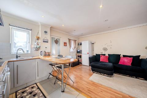 1 bedroom terraced house for sale, Grove Road, Mitcham CR4
