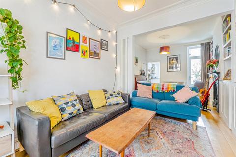 undefined, Inverness Place, Roath, Cardiff