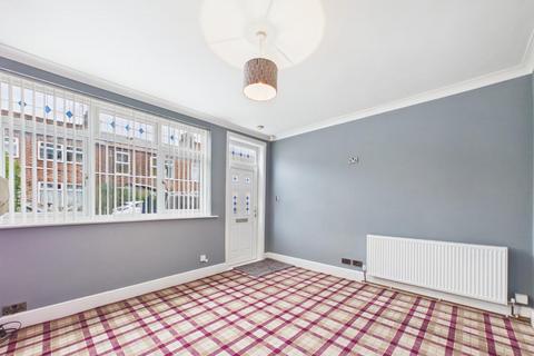 3 bedroom semi-detached house to rent, 3 Bed End-Terraced House, St. Johns Walk, Bridlington, YO16 4HH