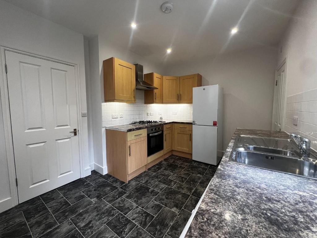 Kitchen 1.JPEG