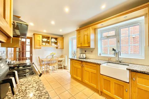 4 bedroom detached house for sale, Wymondley Grove, Stoke-On-Trent, ST4
