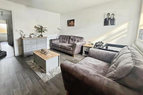 3 bedroom terraced house for sale, Fair Bank Close, Lincolnshire DN32