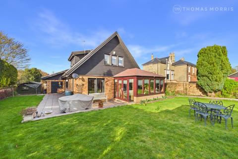 3 bedroom detached house for sale, The Copperfields, Royston SG8