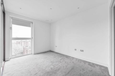 Nine Elms Point, Nine Elms, London, SW8