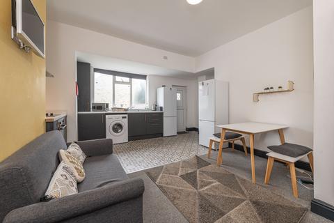 4 bedroom house of multiple occupation for sale, Brook Street, Huddersfield HD5