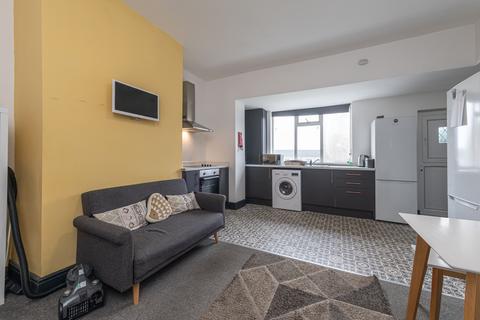 4 bedroom house of multiple occupation for sale, Brook Street, Huddersfield HD5