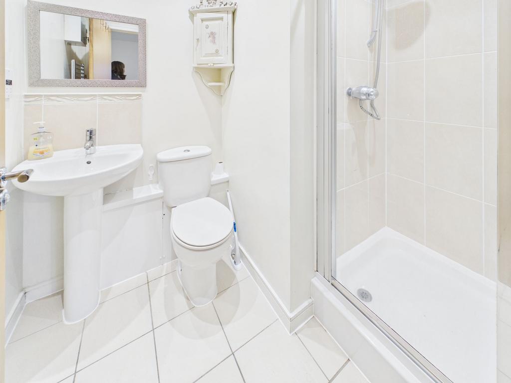 En-suite shower room
