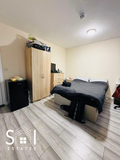 undefined, Marshall Close, Hounslow, TW4 5HJ