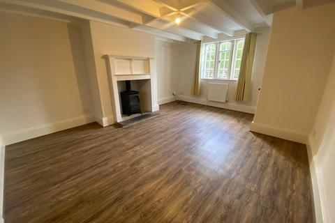 2 bedroom house to rent, Priestley Green, Norwood Green, Halifax