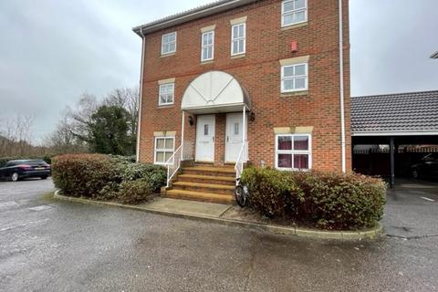 2 bedroom apartment to rent, Drake Road, Chafford Hundred, GRAYS