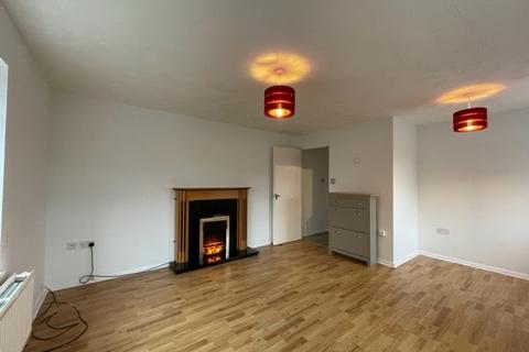 2 bedroom apartment to rent, Drake Road, Chafford Hundred, GRAYS
