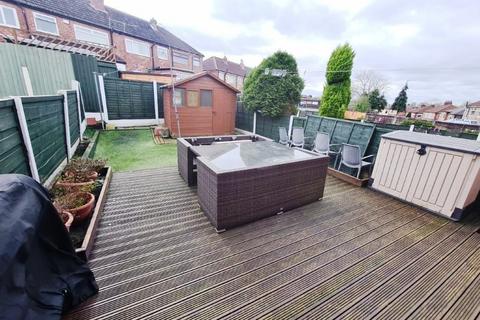 3 bedroom semi-detached house for sale, Greenside Lane, Droylsden