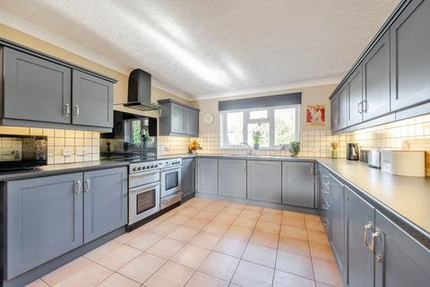 undefined, Merryfields, Welland, WR13