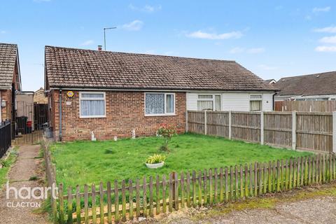 2 bedroom semi-detached bungalow for sale - Virginia Close, Clacton-On-Sea