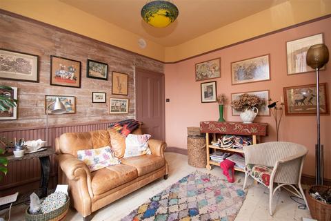 2 bedroom end of terrace house for sale, Edgar Road, Hastings