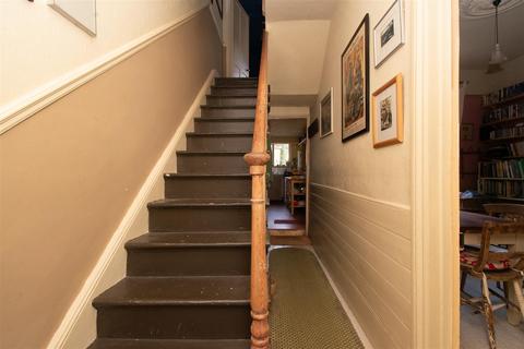 2 bedroom end of terrace house for sale, Edgar Road, Hastings