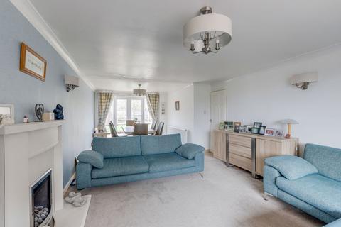 3 bedroom detached house for sale, Dunvegan Drive, Nottingham NG5