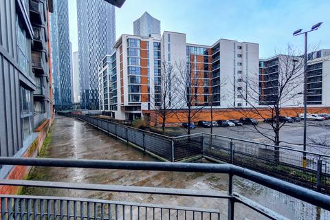 2 bedroom apartment to rent, The Rhine, Manchester, M15