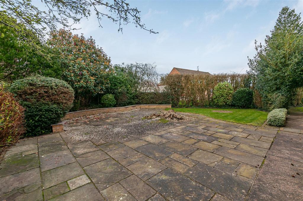 Padley House, 3 Mason Drive2.jpg