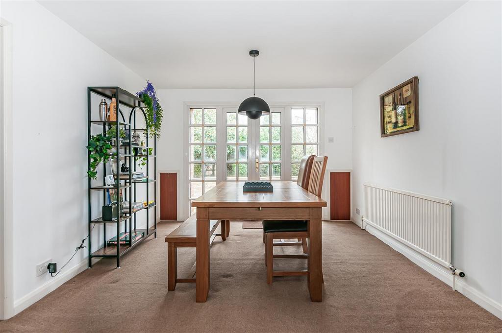Padley House, 3 Mason Drive15.jpg