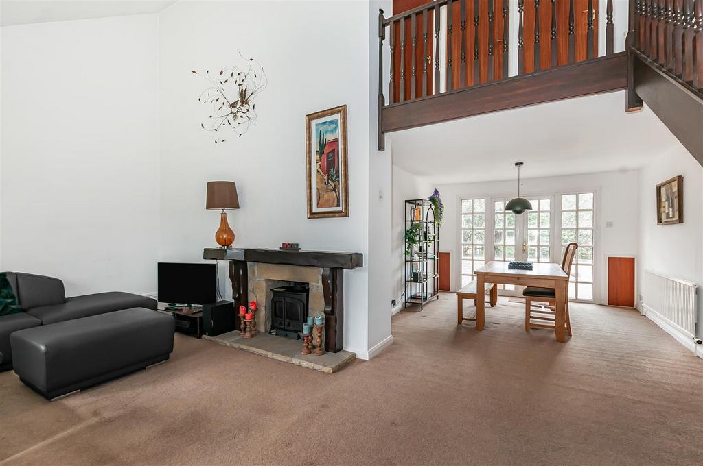 Padley House, 3 Mason Drive16.jpg