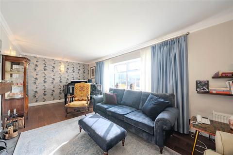 4 bedroom detached house for sale, Shadwell Park Avenue, Leeds, West Yorkshire