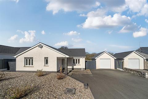 undefined, Heol Y Cwm, Cross Inn, Near New Quay