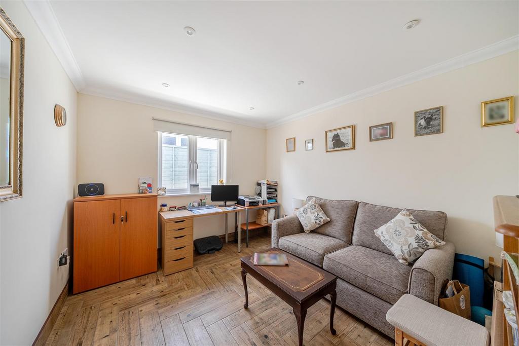 Bedroom 3 / Office