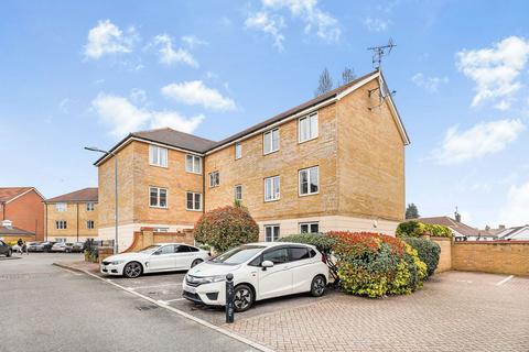 2 bedroom flat for sale, Sherman Gardens, Romford RM6