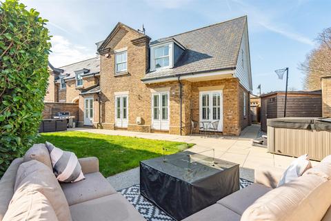 undefined, Orchid Close, Goffs Oak