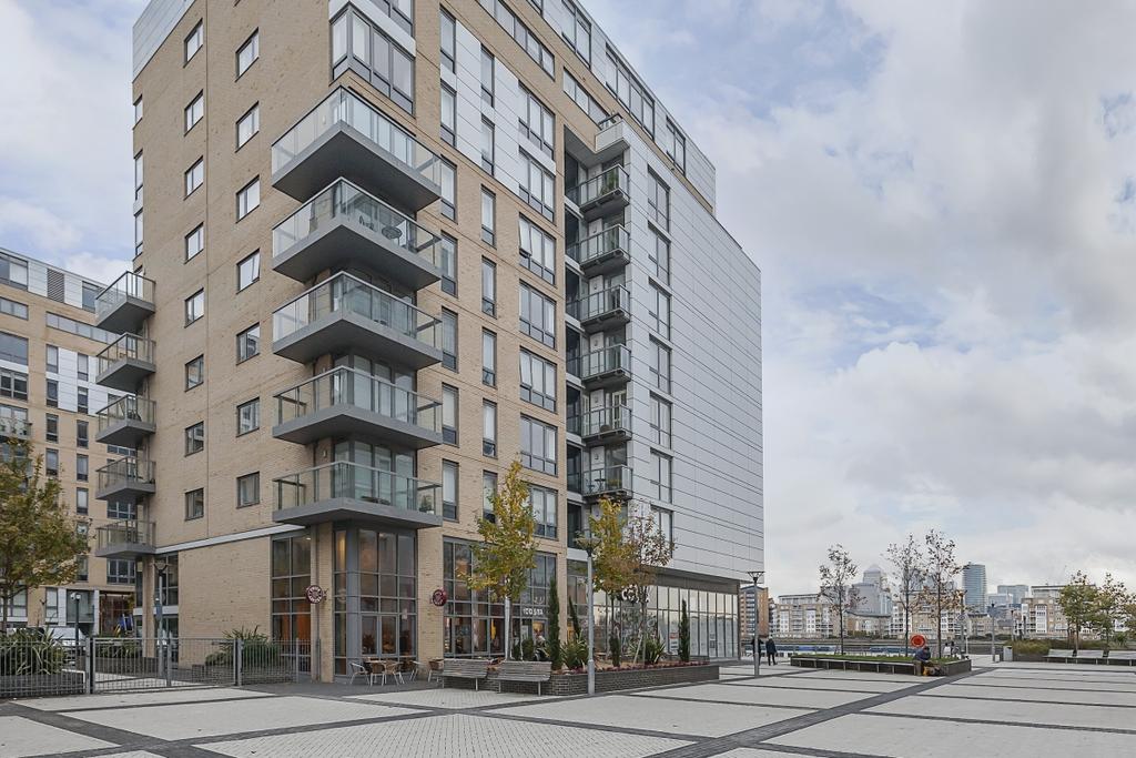 Dundas Court
