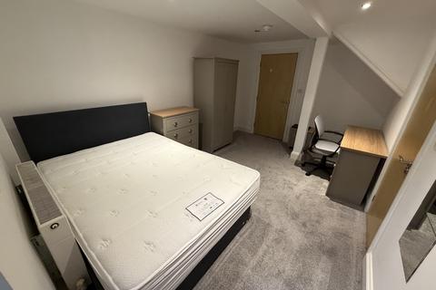 1 bedroom house to rent, Triangle South, BRISTOL