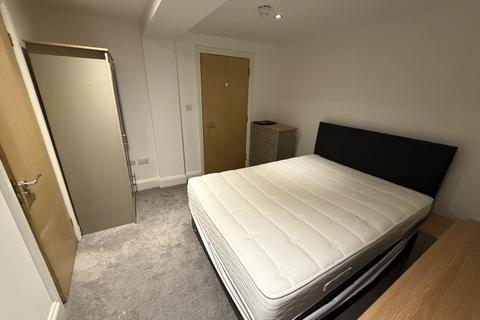 1 bedroom house to rent, Triangle South, BRISTOL
