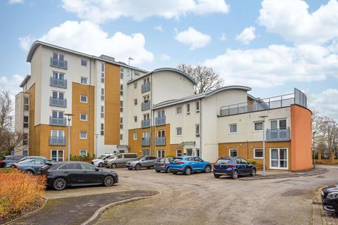 1 bedroom flat for sale - Trafalgar Gardens, Crawley RH10