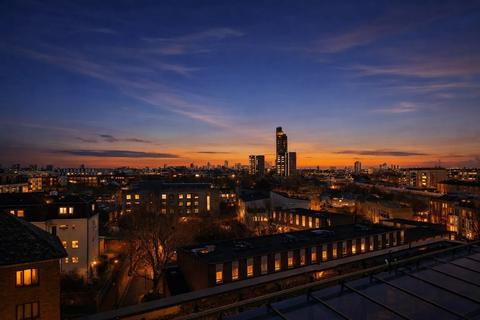 2 bedroom flat to rent, Atrium Apartments, W10
