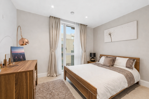 2 bedroom flat to rent, Atrium Apartments, W10