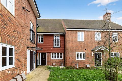 3 bedroom terraced house for sale - Dover Road, TADWORTH