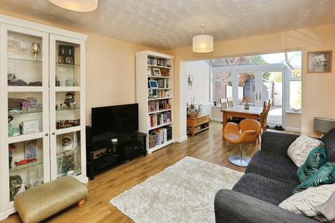 2 bedroom terraced house for sale, Harrier Close, Lee-on-the-Solent, Hampshire, PO13