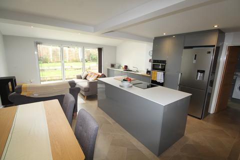 undefined, Tedder Close, Lutterworth LE17