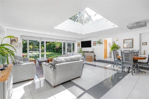 4 bedroom detached bungalow for sale, Newmarket Road, Moulton CB8