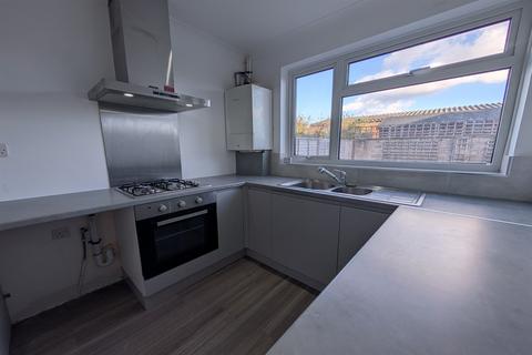 undefined, Southampton SO16