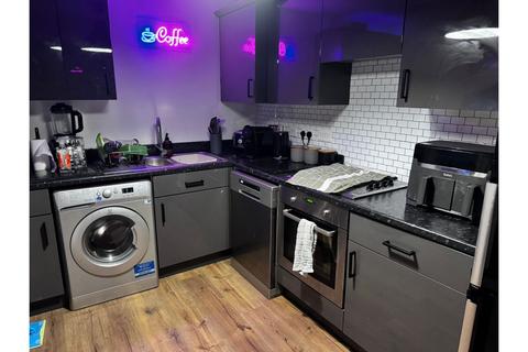 4 bedroom end of terrace house for sale, Sunningdale Way, Gainsborough, DN21