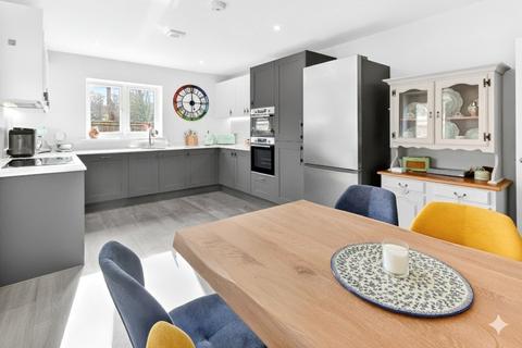 undefined, Whitegates Grange, Chavey Down, Ascot, Berkshire, SL5