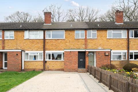 3 bedroom terraced house for sale - Chertsey, Surrey, KT16