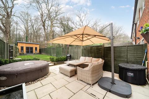 undefined, Chertsey,  Surrey,  KT16