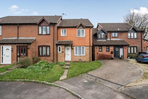 3 bedroom end of terrace house for sale - Longbridge Road, Thatcham, RG19