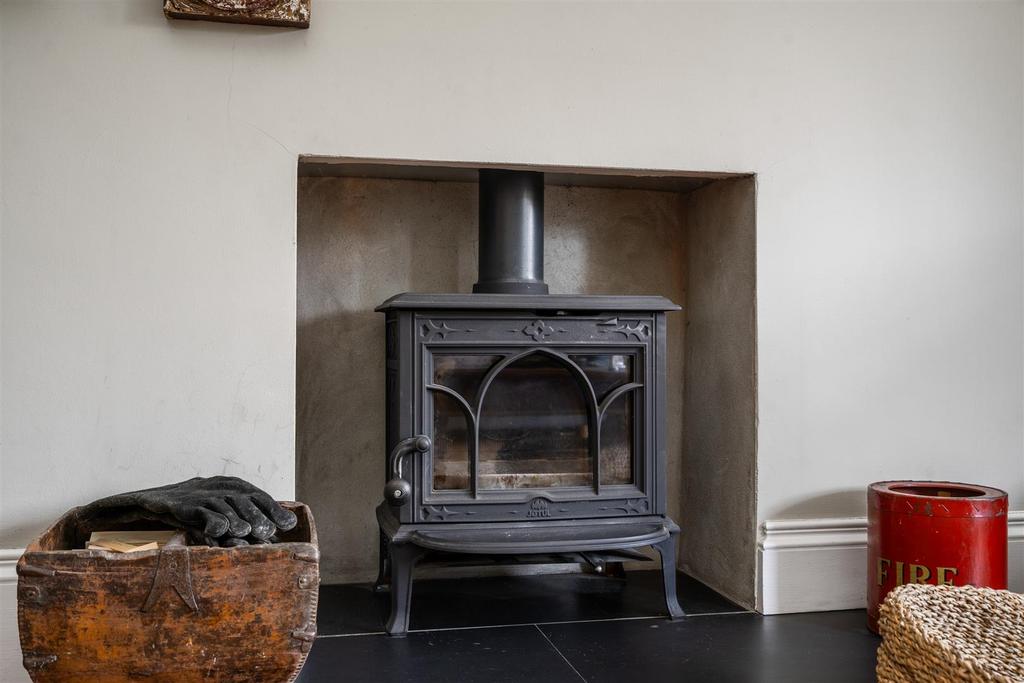 37 Bellemere Road 81.jpg