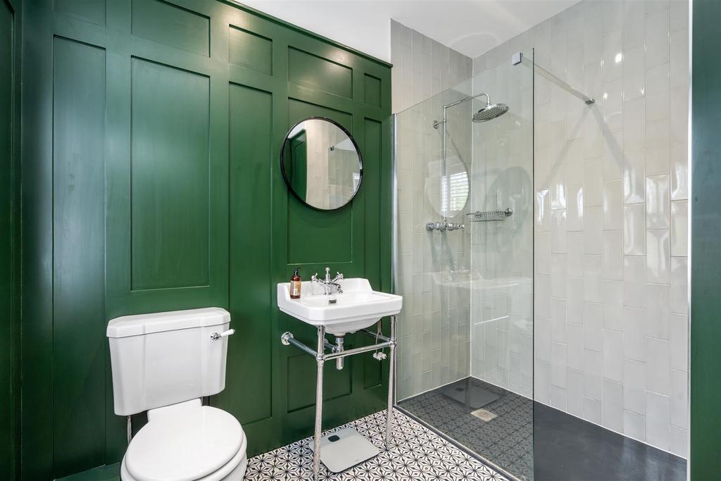 37 Bellemere Road 18.jpg