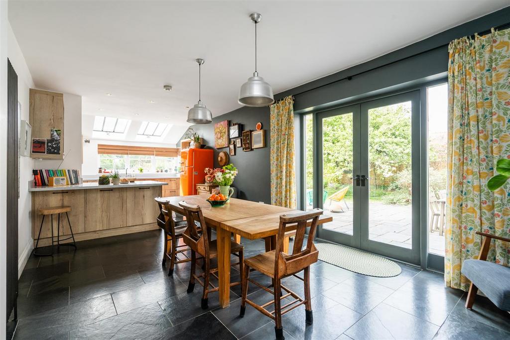 37 Bellemere Road 36.jpg